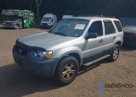 2006 Ford Escape Xlt/Xlt Sport from USA, damaged, VIN 1FMYU03196KA40825